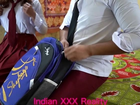 Desi college romance: Indian girl and boy's passionate encounter in clear Hindi audio
