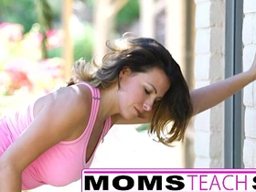 Young girls learn from experienced step mom how to pleasure each other