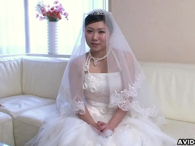 Emi Koizumi's secret affair after the Japanese wedding: Uncensored