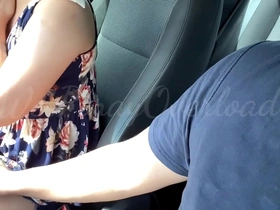 Filipina beauty gets naughty on the highway