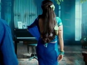 Sensual Rani Mukherjee reveals curves in transparent saree