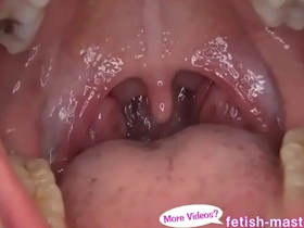 Japanese girl enjoys savoring saliva and scents during kinky encounter