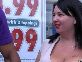 BBW girlfriend gives an incredible 69 before getting picked up and fucked