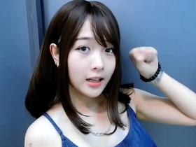 Lovely girl's heart skips a beat in this hot video